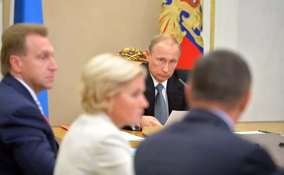 Путин расспросил Голодец про чемпионат рабочих профессий