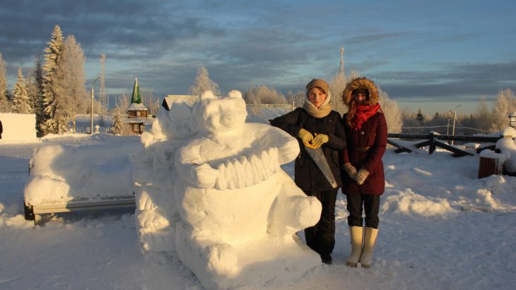 Студенты налепили снеговиков в Финно-Угорском этнопарке в зачет практики