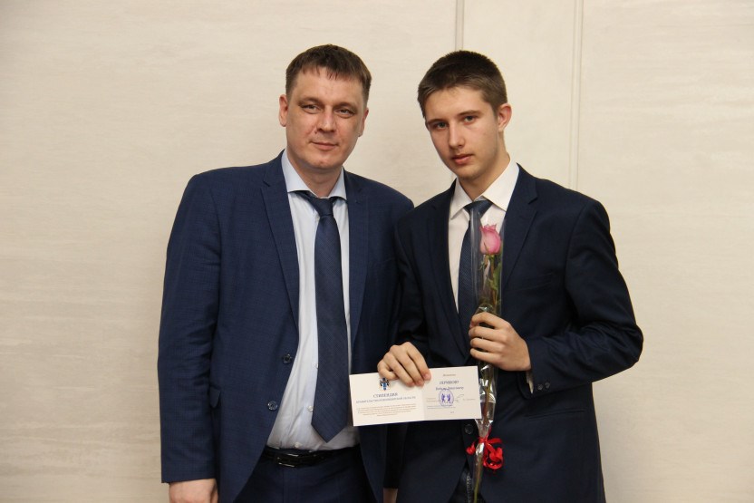 Удостоверения стипендиатов Правительства Новосибирской области получили 130 лучших студентов СПО
