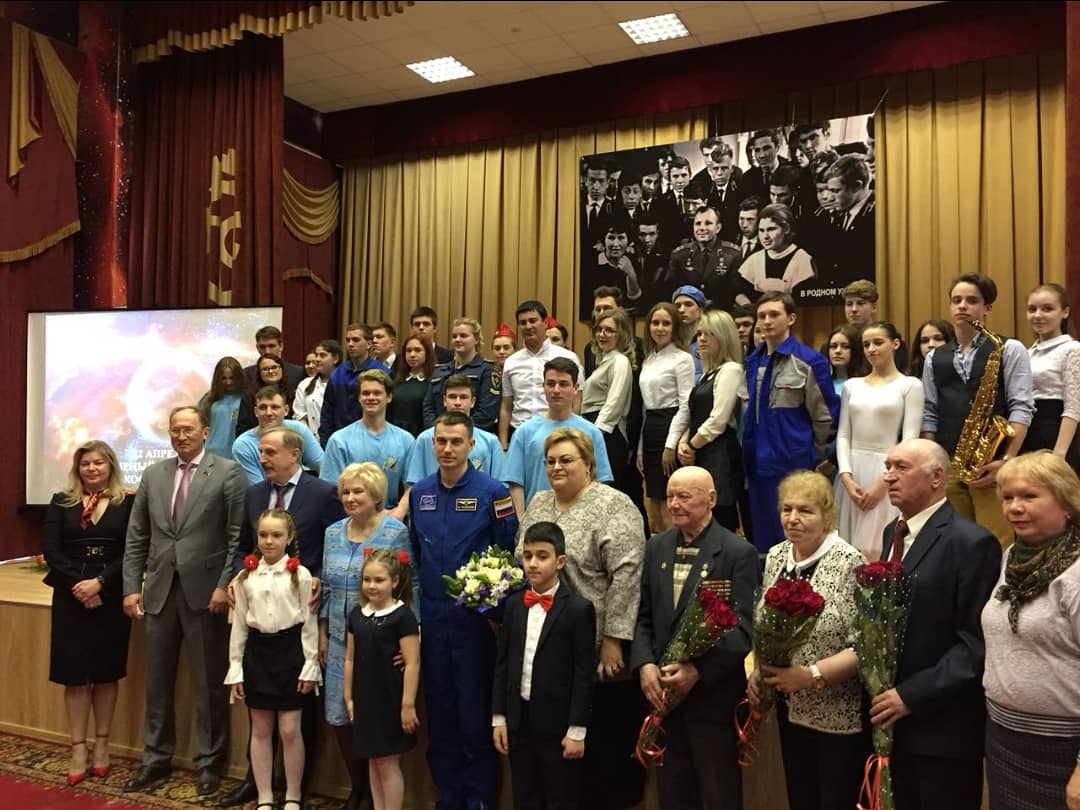Студенты Люберецкого техникума приняли участие в фотоакции «Гагарин85»
