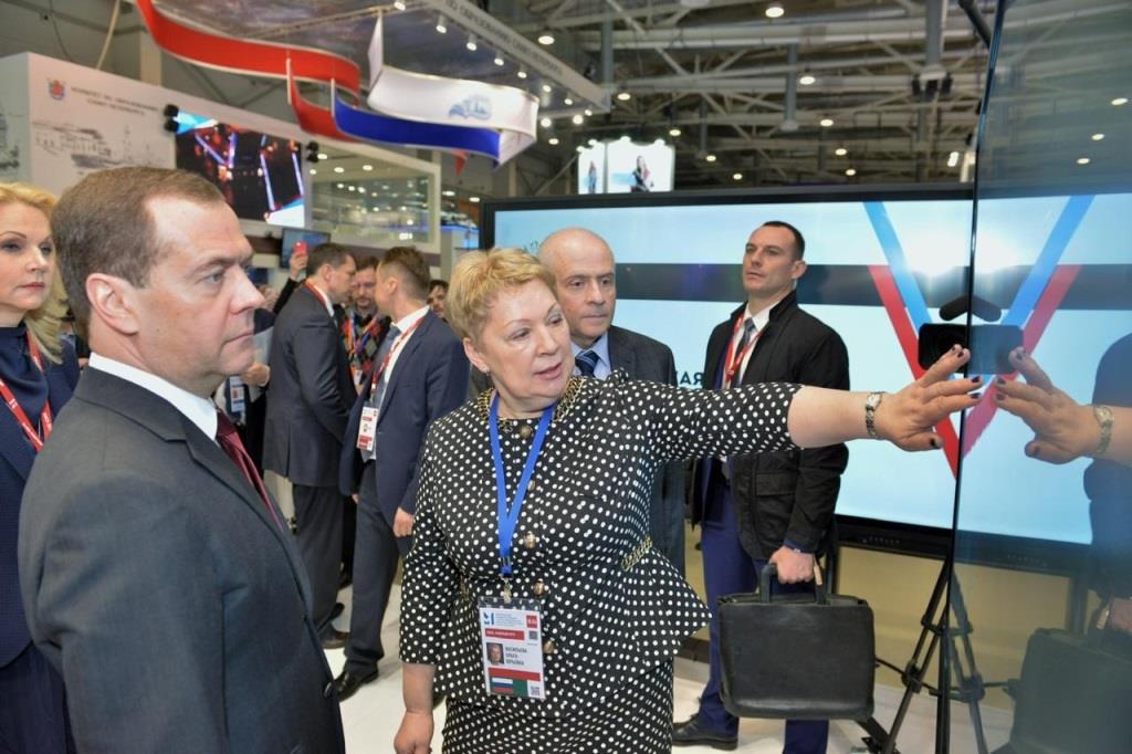 Д. А. Медведев посетил Московский международный салон образования