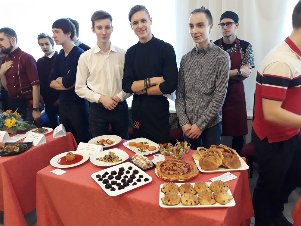 Ярославские студенты СПО соревновались в приготовлении блюд постной кухни