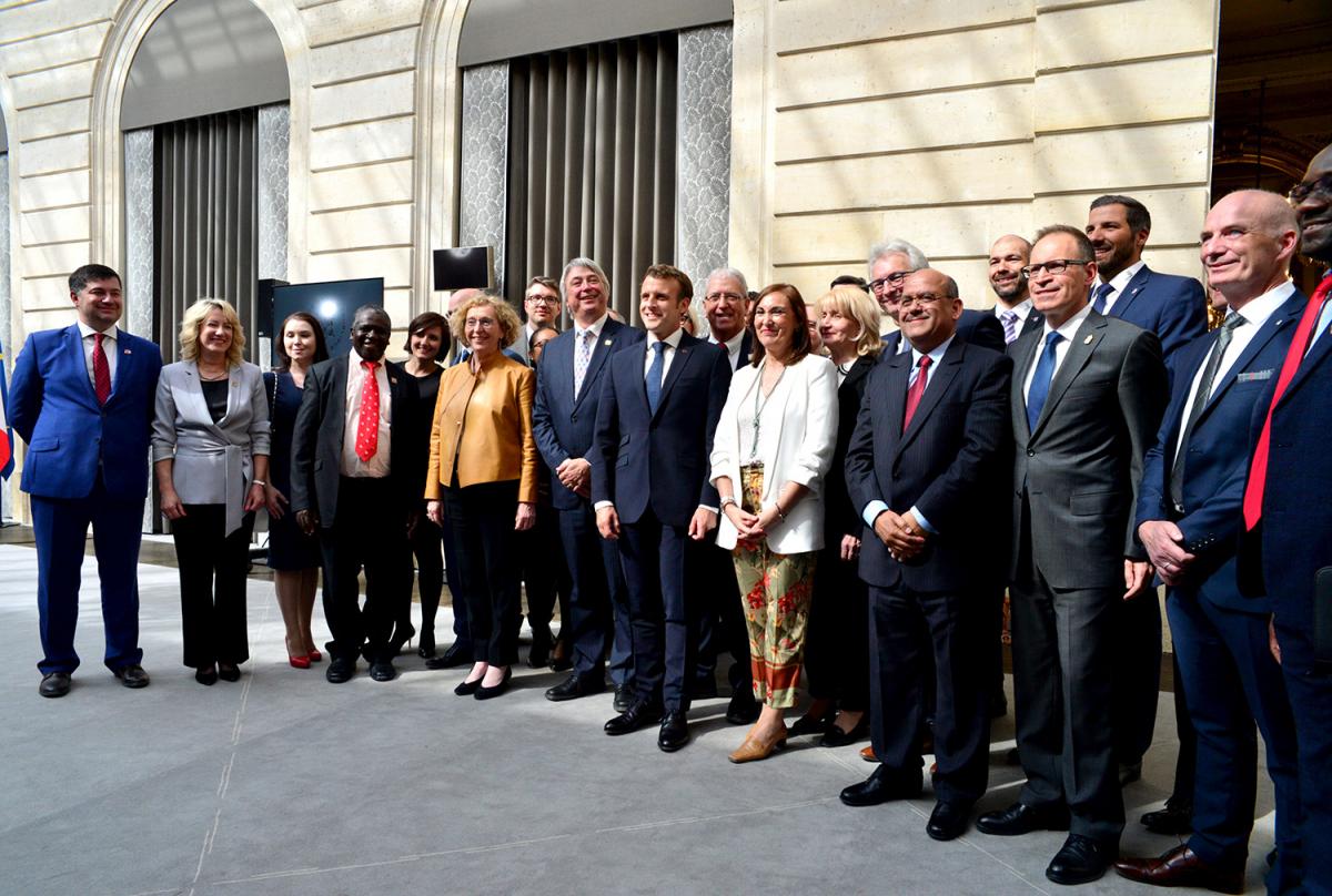 Россия приняла участие во встрече делегатов WorldSkills с президентом Франции Эммануэлем Макроном
