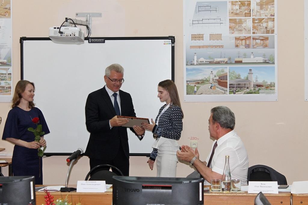 Губернатор Пензенской области вручил сертификаты победителям конкурсов профмастерства