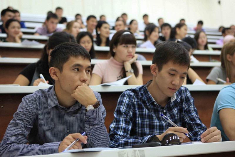 За вступительными экзаменами в колледжах Казахстана будут наблюдать мониторинговые группы