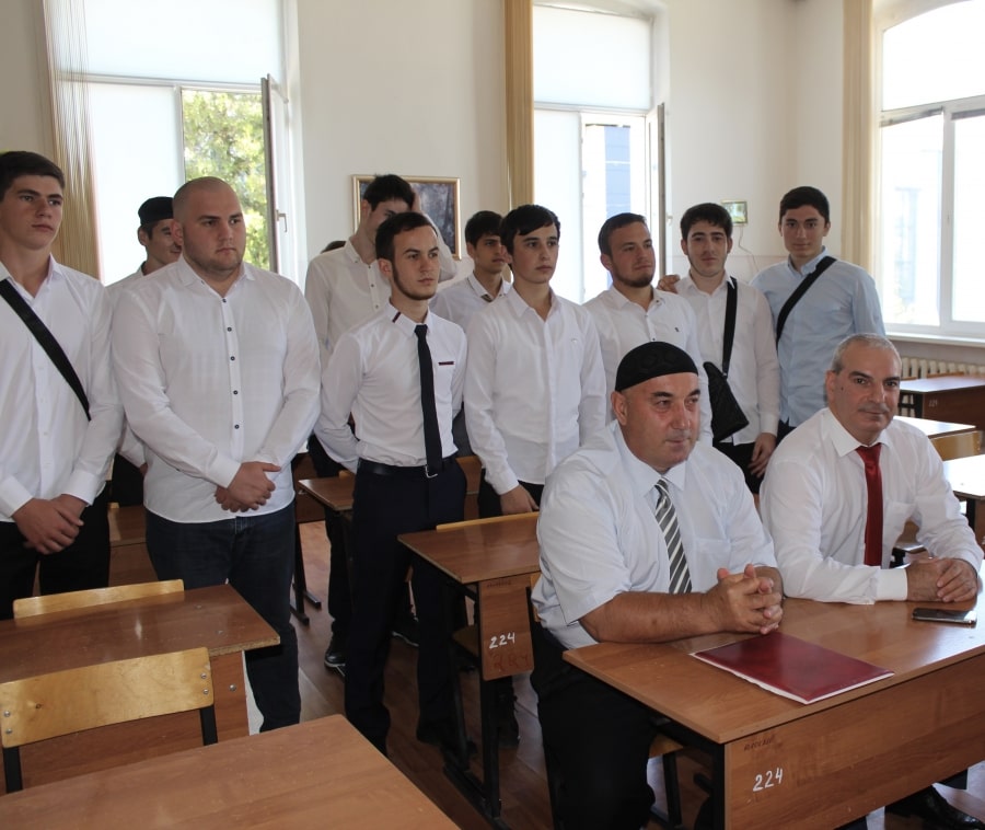 В Чеченском государственном колледже состоялось мероприятие по правовому просвещению и духовно-нравственному воспитанию студентов