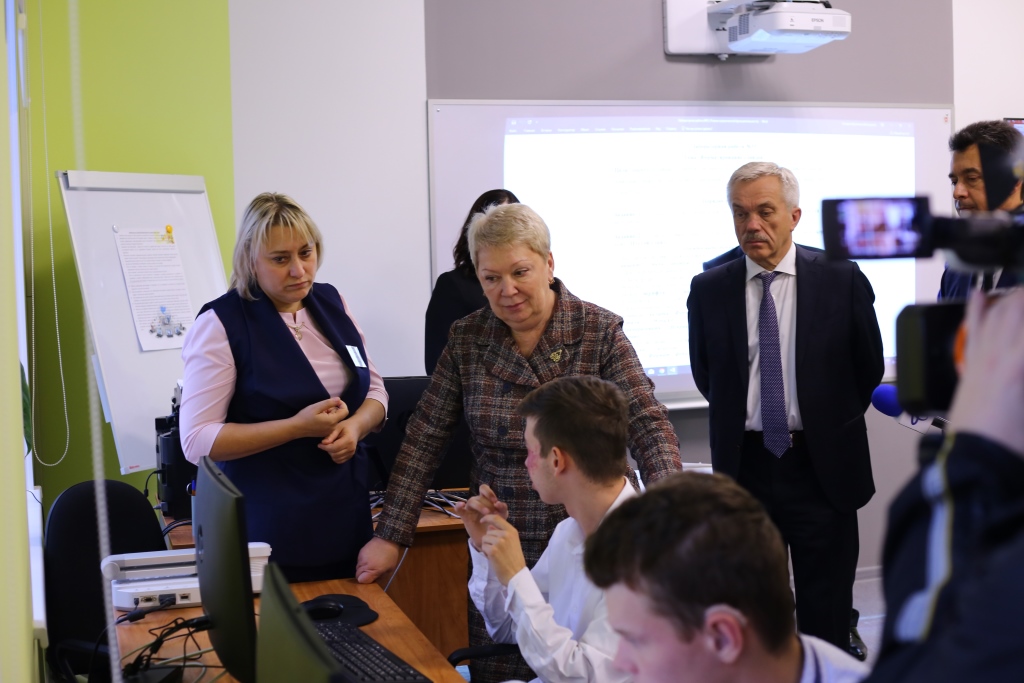 Министр просвещения Российской Федерации Ольга  Васильева посетила Белгородский индустриальный колледж