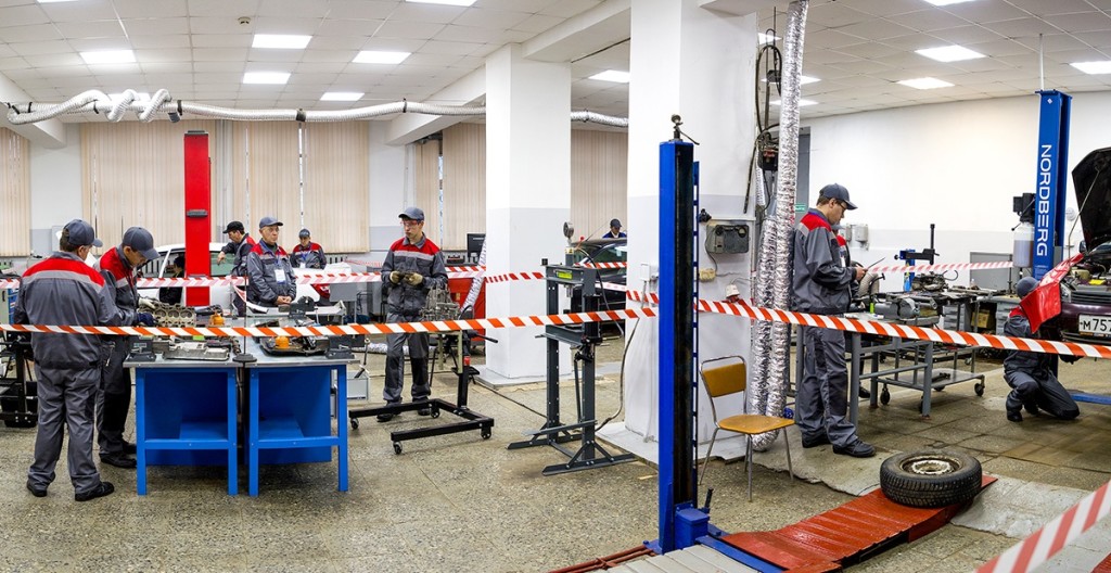 В автотранспортном техникуме Петрозаводска завершается оборудование пяти мастерских