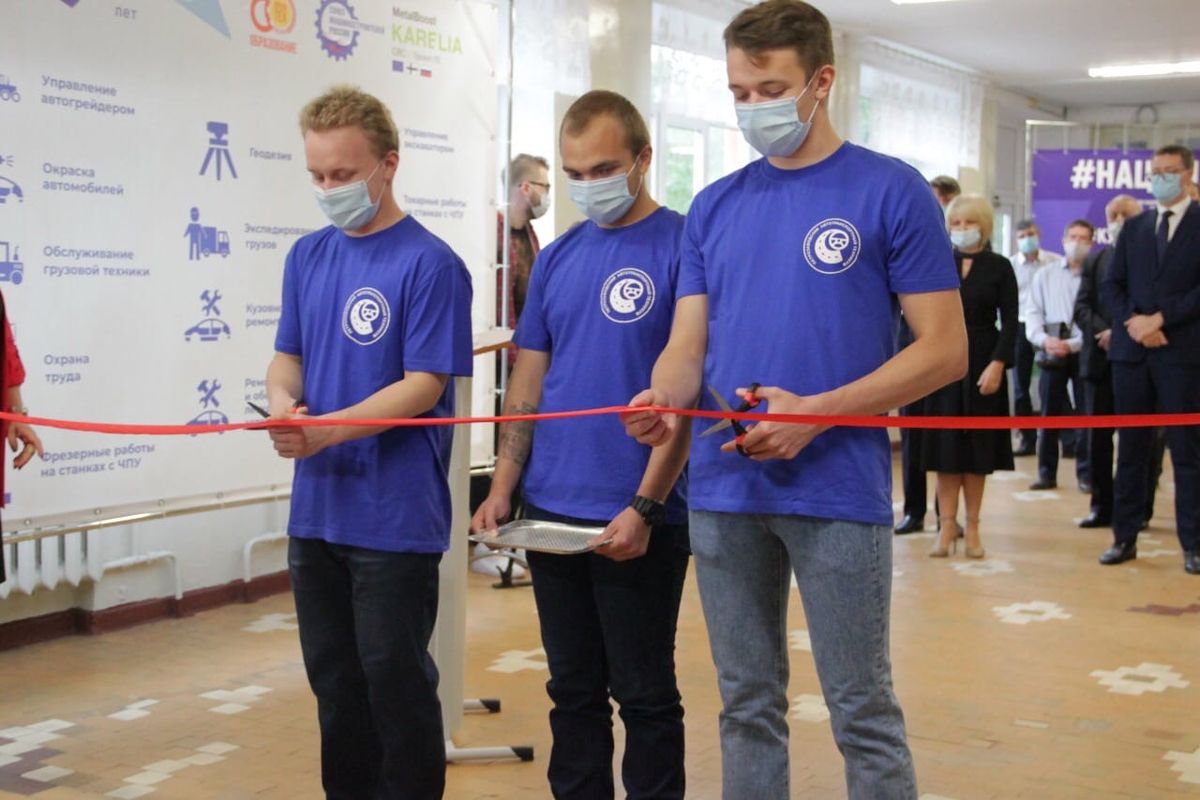 В Петрозаводском автотранспортном техникуме  открыли пять новых мастерских