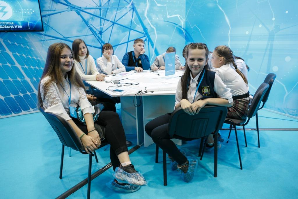 Школьники ЦФО примут участие в цифровом фестивале профессий «Билет в будущее» на площадке нацфинала чемпионата WorldSkills Russia