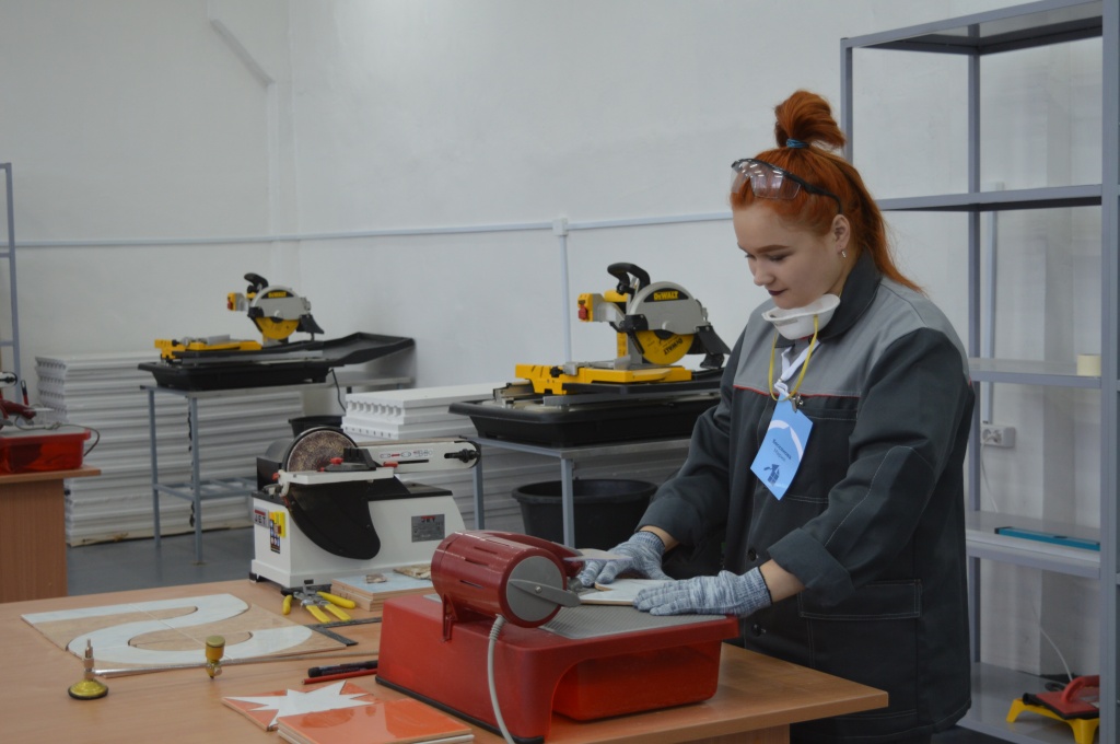 В Горно-Алтайском колледже откроются мастерские по национальному проекту