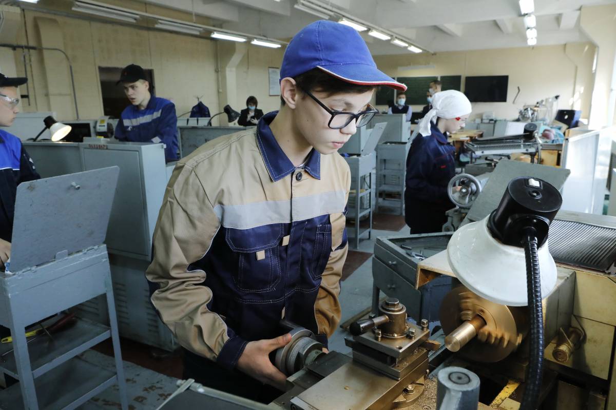В Вологодской области увеличивается число студентов техникумов и колледжей