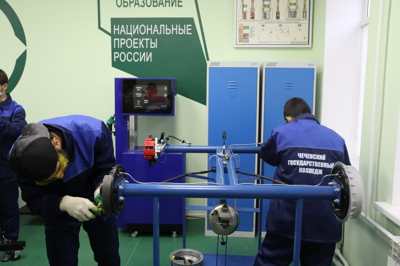 Жители Чеченской Республики, пострадавшие от коронавируса, бесплатно освоили новые профнавыки