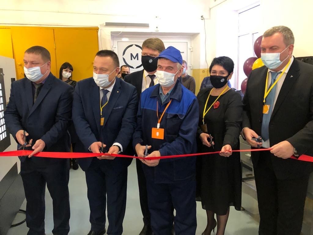 Новую мастерскую и лабораторию  открыли в Карпинском машиностроительном техникуме