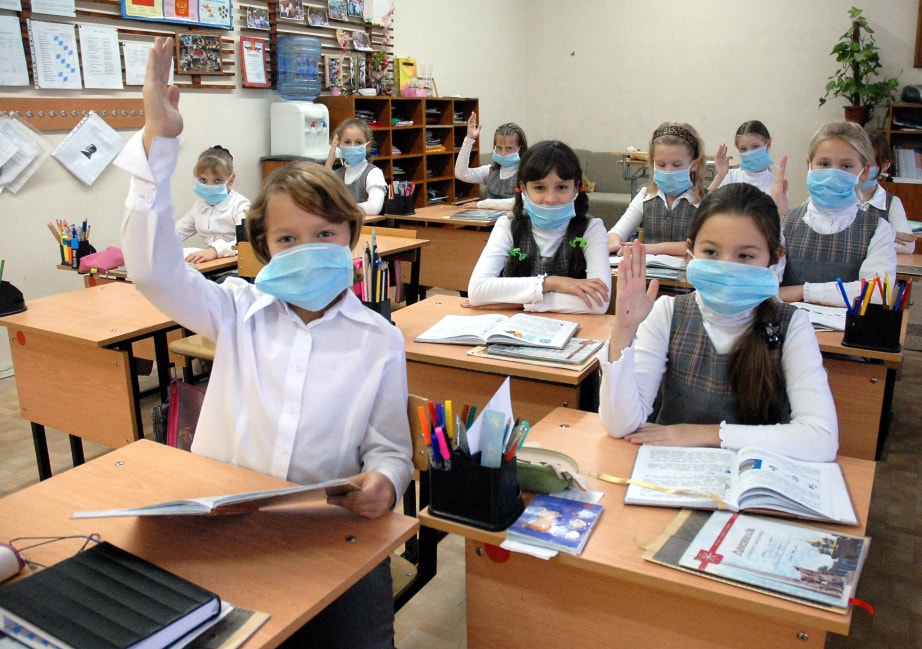 Старшекурсники Хабаровского педколледжа ведут уроки в начальных классах школ края в период пандемии