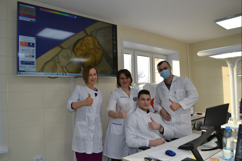 В медколледже Новосибирска открыли современные учебные мастерские