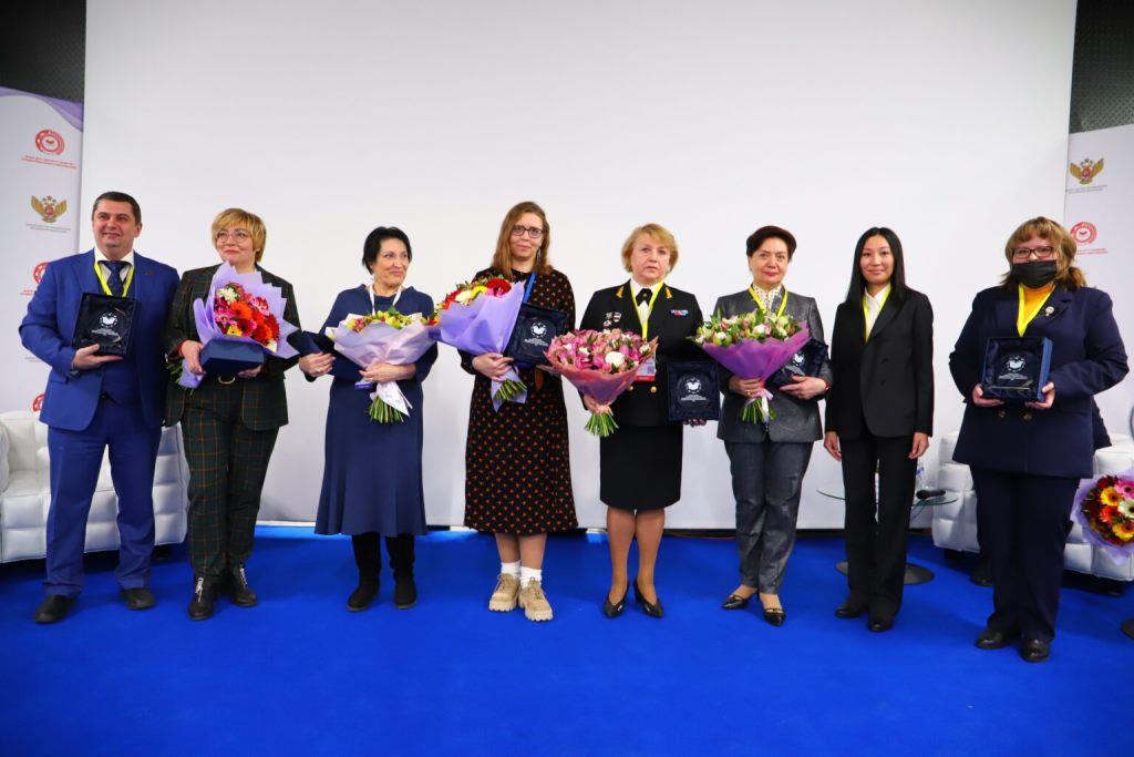 В Москве наградили лучших работников учебно-методических объединений страны
