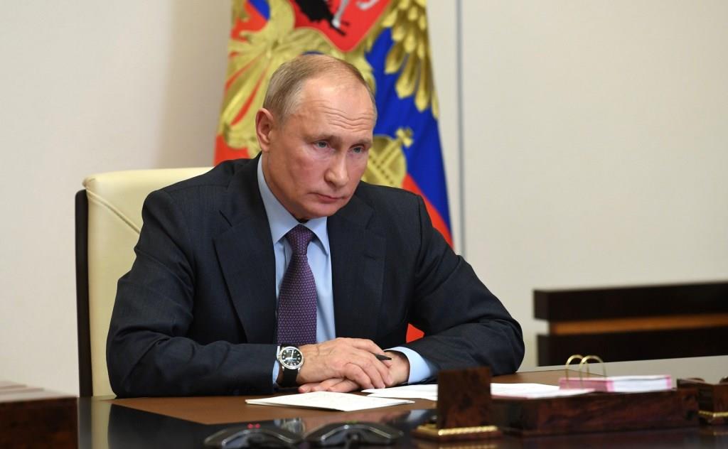 Владимир Путин подписал указ о праздновании Дня среднего профессионального образования