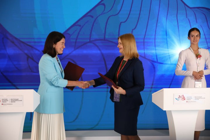 Институт развития профессионального образования заключил соглашение о сотрудничестве с Корпорацией развития Дальнего Востока и Арктики