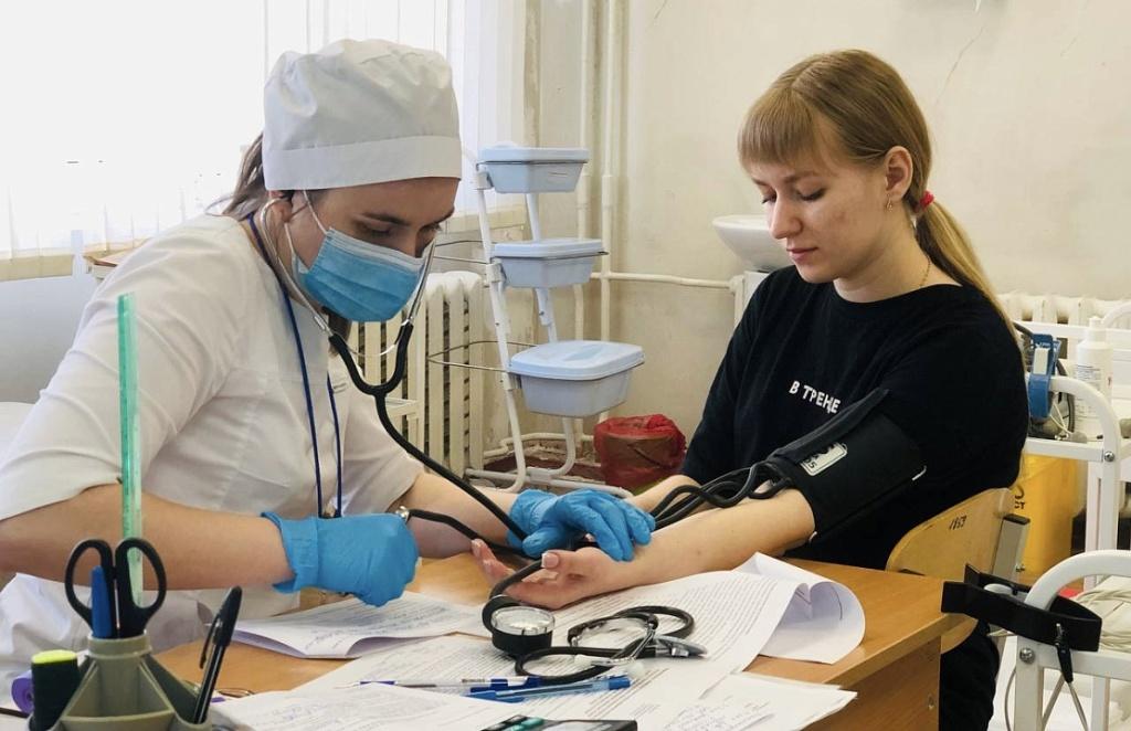 В Волгоградской области в медколледжах начнут обучение еще 236 целевиков