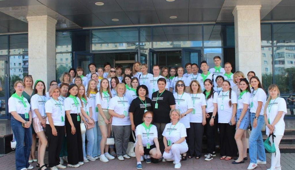 Студенты и школьники на отборочном этапе чемпионата "Профессионалы" в Оренбургской области