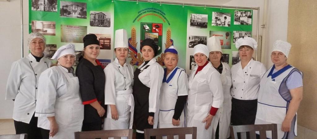 Продолжаются стажировки в рамках проекта «Профессионалитет» для педагогов ЛНР