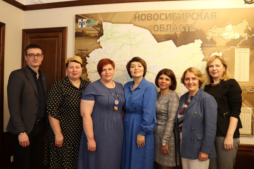 Минобразования Новосибирской области оказывает содействие в развитии системы среднего профобразования ДНР