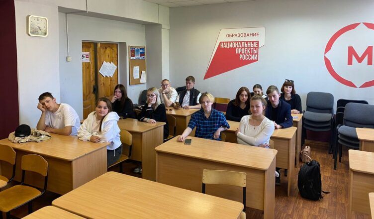 Макарьевские студенты по профессии «Коммерция (по отраслям)» госаттестацию прошли успешно!