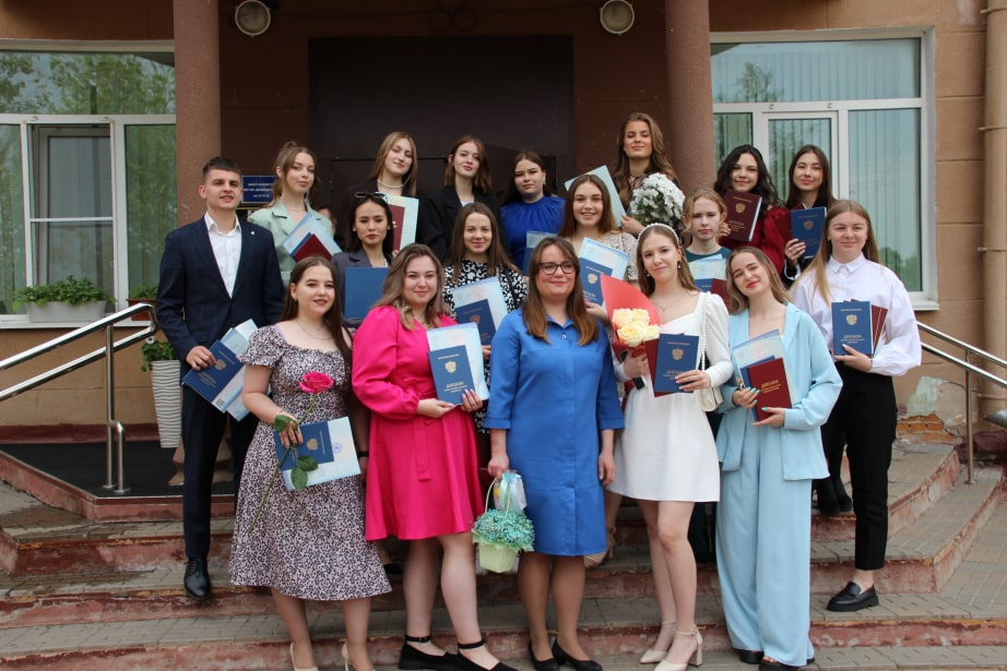300 молодых педагогов подготовил в этом году Хабаровский педагогический колледж