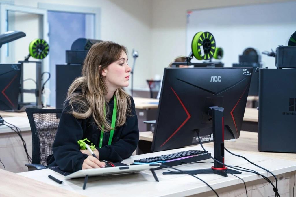 Дмитрий Чернышенко: Рекордное количество студентов заявлено на участие в региональном этапе чемпионата «Профессионалы»