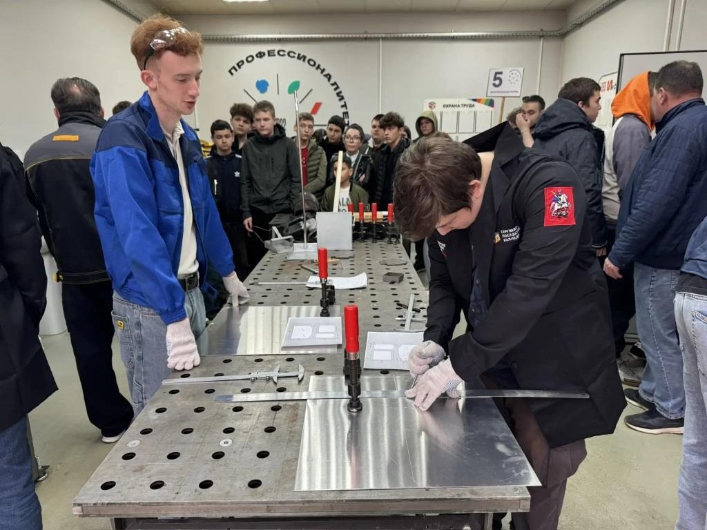 Единый день открытых дверей прошел в педвузах Минпросвещения России и колледжах «Профессионалитета»