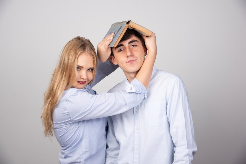 Исследование VK Знакомств и Skillbox: 58% россиян положительно относятся к идее заводить отношения во время учёбы