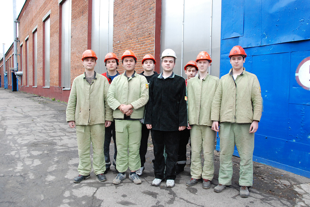 Завод «МОСКОКС» организовал практику для будущих сварщиков